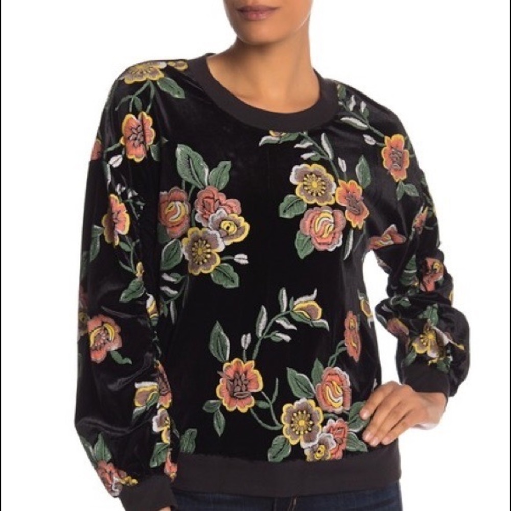 NWOT BCBG Floral Black Velour Sweatshirt Sweater